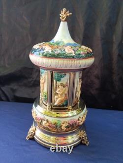 Vintage REUGE Capodimonte CHERUBS Carousel Lipstick Holder Music Box LOVE STORY