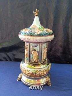 Vintage REUGE Capodimonte CHERUBS Carousel Lipstick Holder Music Box LOVE STORY