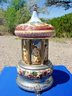 Vintage REUGE Capodimonte ITALY Music Carousel Cigarette Lipstick Holder WORKS