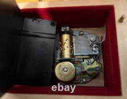 Vintage REUGE Italian Jewelry Music Box floral inlaid wood plays Edelweiss