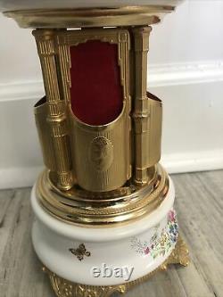 Vintage REUGE PORCELAIN Music Box Cigarette Lipstick Holder Carousel Made Italy