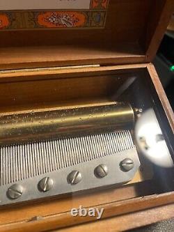 Vintage Reuge 72 Note Music Box. Plays Nabucco by Giuseppe Verdi. SEE VIDEO