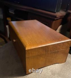 Vintage Reuge 72 Note Music Box. Plays Nabucco by Giuseppe Verdi. SEE VIDEO