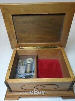 Vintage Reuge Music Switzerland Jewelry Box Sing Doctor Zhivago LARA'S THEME
