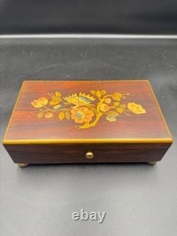 Vintage Reuge Saint Croix Swiss Music Box Wood Inlay 3 Songs Works #35074