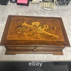 Vintage Reuge Saint Croix Swiss Music Box Wood Inlay 3 Songs Works #37202