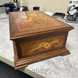 Vintage Reuge Saint Croix Swiss Music Box Wood Inlay 3 Songs Works #37202