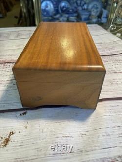 Vintage Reuge Sainte Croix CH 3/72 Switzerland Music Box 37207 Thieving Magpie