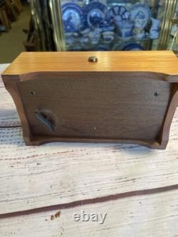 Vintage Reuge Sainte Croix CH 3/72 Switzerland Music Box 37207 Thieving Magpie