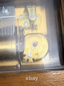 Vintage Reuge Sainte-Croix Swiss Music Box 3/50 3 Songs Vienna City Dreams
