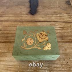 Vintage Reuge Sorentto Italian Floral Inlaid Jewelry Music Box Serenade Schubert