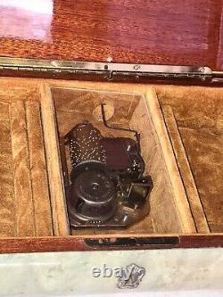 Vintage Reuge Sorrento Rectangle Inlaid Wood Footed Jewelry Music Box Italy