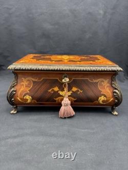 Vintage Reuge Swiss Music King's Box 3/72 Wood Inlay, 9.75 x 6.25 x 4.25
