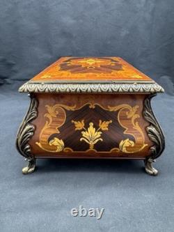 Vintage Reuge Swiss Music King's Box 3/72 Wood Inlay, 9.75 x 6.25 x 4.25
