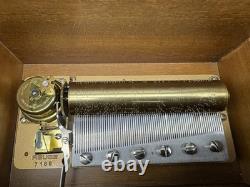 Vintage Reuge Swiss Music King's Box 3/72 Wood Inlay, 9.75 x 6.25 x 4.25
