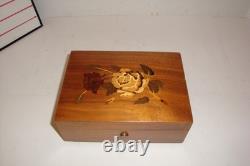 Vintage Reuge music box 2/50 Vienna, City of my Dreams The Blue Danube inlay rose