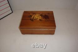 Vintage Reuge music box 2/50 Vienna, City of my Dreams The Blue Danube inlay rose