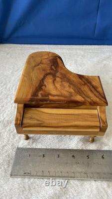 Vintage Romance Baby Grand Piano Music Box Swiss Made Swiss