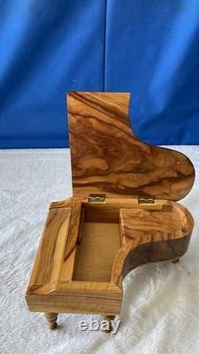 Vintage Romance Baby Grand Piano Music Box Swiss Made Swiss