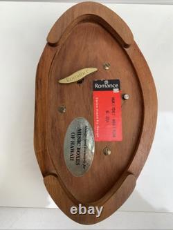 Vintage Romance Regue Music Box 2 Hawaii Melodies, Great Condition