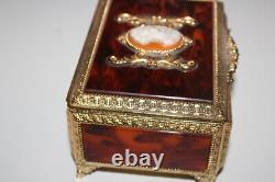 Vintage Swiss Made by Reuge San Francisco Music Box Co. Unchained Melody No 6255