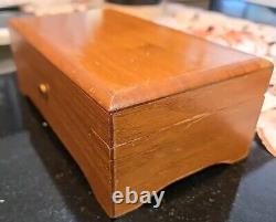 Vintage Swiss Reuge Saint-Croix CH 4/50 Wooden Music Box Tested Working