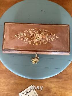 Vintage Swiss Reuge Sorrento Italy Fur Elise Music Jewelry Box, Pamphlet, Key