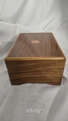 Vintage Wooden Swiss Music Box Cylinder Mechanism Minuet Tunes Beethoven Mozart