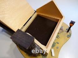 Vtg Rare PAULINE RALPH REUGE MUSIC BOX Rhode Island Stone-Ender New England