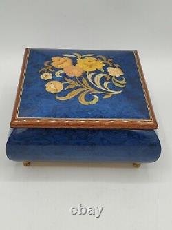 Vtg Sorrento Made In Italy Music Inlay Music Box